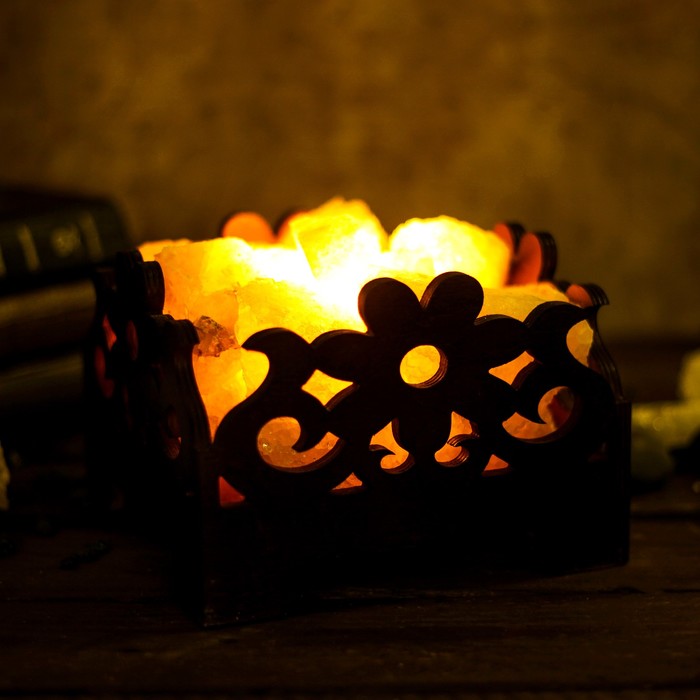 Соляной светильник "Корзина", цветы, деревянный декор, 4 кг