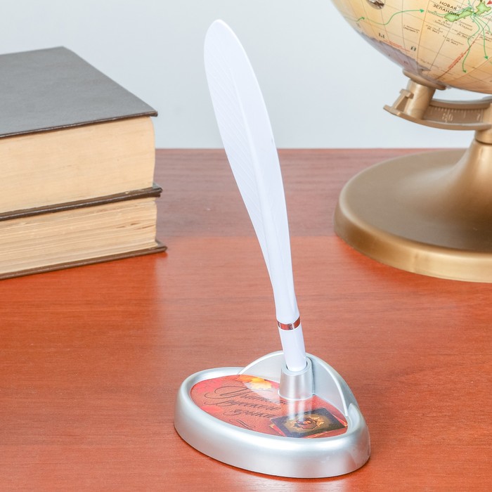 Фигурная ручка "Самый лучший учитель русского языка" на подставке