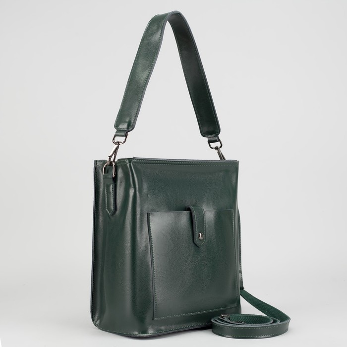 Сумка женская на молнии, 1 отдел с перегородкой, 2 наружных кармана, длинный ремень, цвет зелёный