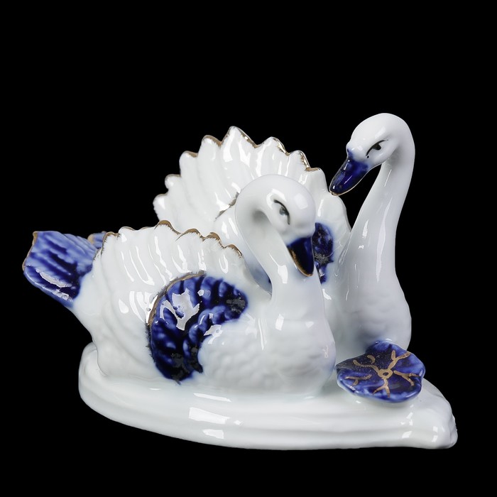 Сувенир керамика под фарфор "Верность" 11х4,5х7,4 см