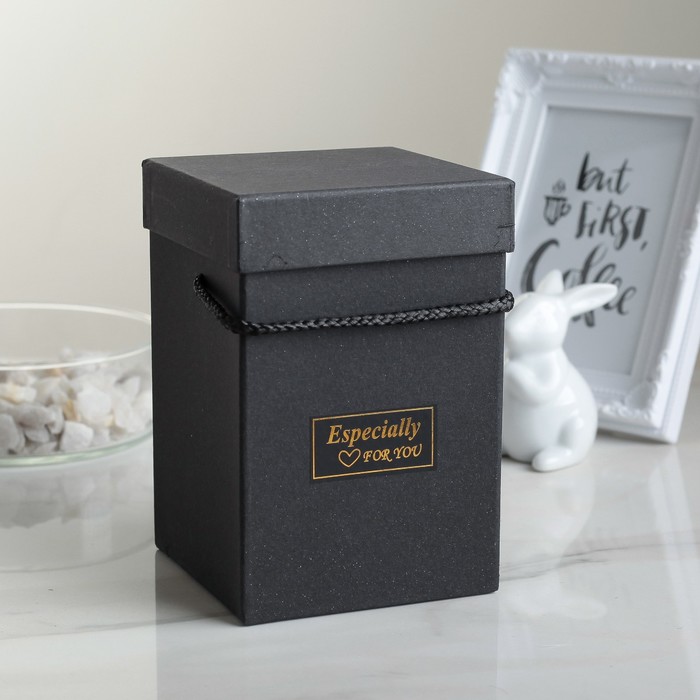 Коробка подарочная, 10 х 10 х 16 см