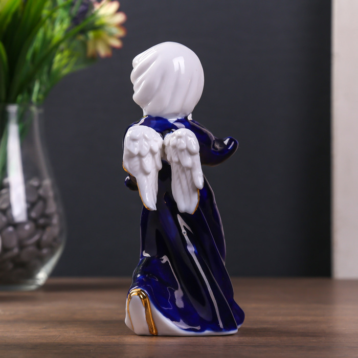 Сувенир керамика под фарфор "Ангел с бубном" кобальт 15х9,5х9 см