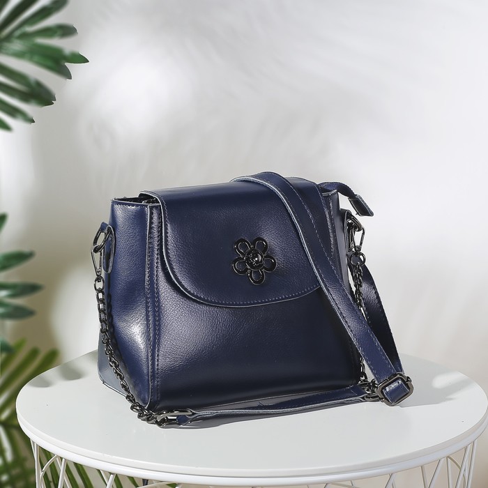 Сумка женская, отдел с перегородкой на молнии, наружный карман, длинный ремень, цвет синий