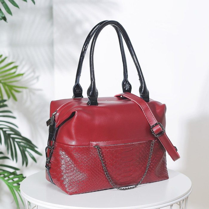 Сумка женская, отдел на молнии, 2 наружных кармана, длинный ремень, цвет бордовый