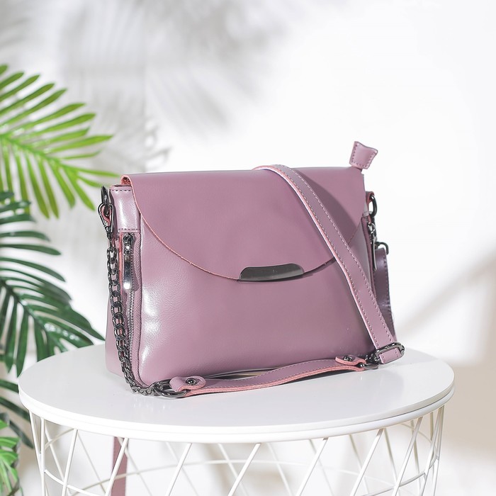 Сумка женская, отдел с перегородкой на молнии, 3 наружных кармана, длинный ремень, розовый перламутр