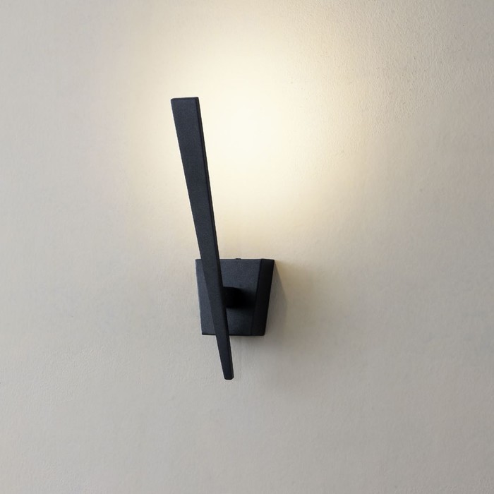 Бра "Декарт-1" 5x1W LED 3000K черный 12x8x28 см