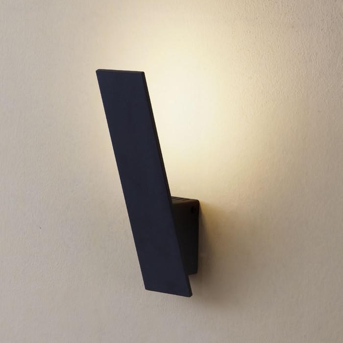 Бра  "Декарт-2" 6x1W LED 3000K черный 10x6x24 см
