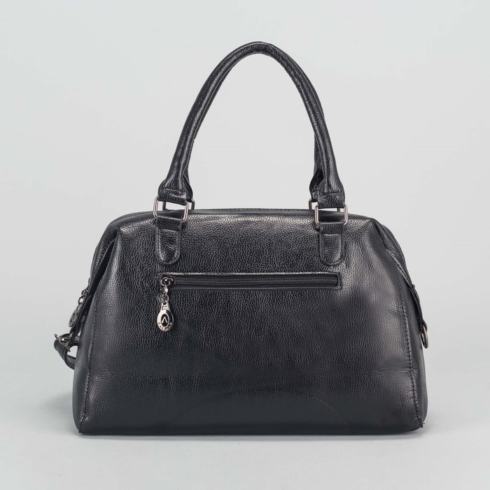 Сумка женская, отдел на молнии, наружный карман, длинный ремень, цвет чёрный