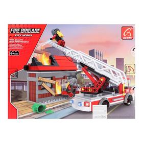 

Конструктор Пожарная команда «Огнеборцы», 355 деталей