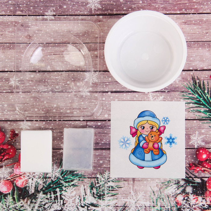 Рукодельное мыло с картинкой "Маленькая Снегурочка" (С Новым годом!)