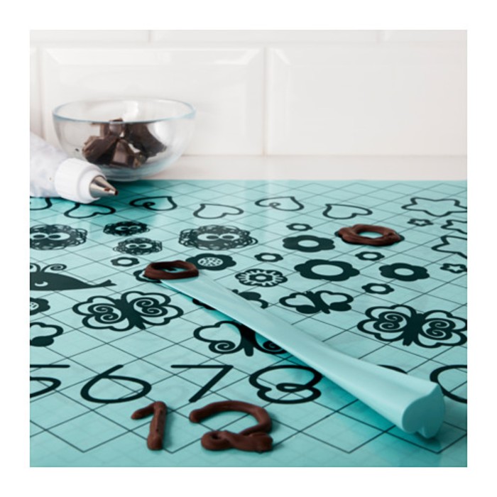 Лист для раскатывания теста и нож 23см СОККЕРТАКА