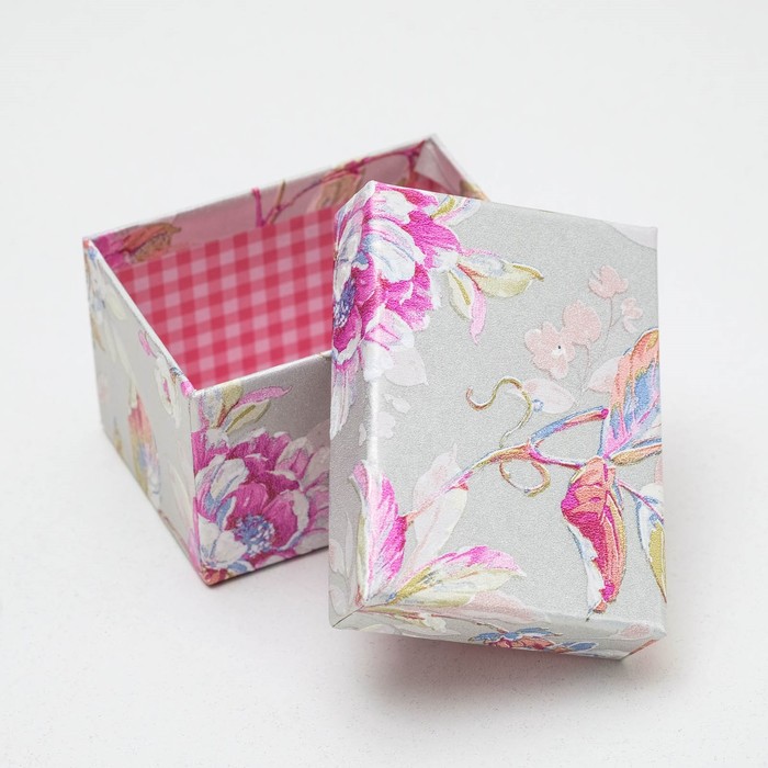 Коробка подарочная 10 х 7,5 х 6 см