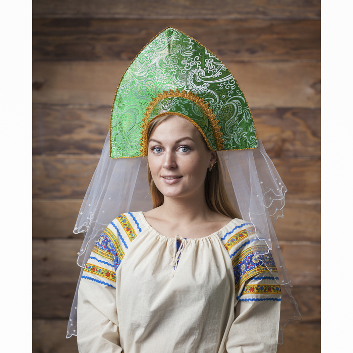 Кокошник "Сказка" зеленый, с фатой, тесьма золотая