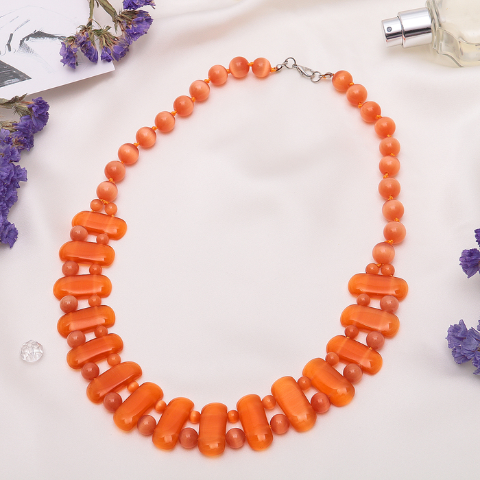 Колье "Кошачий глаз" пластина через шарики, цвет оранжевый, 45 см