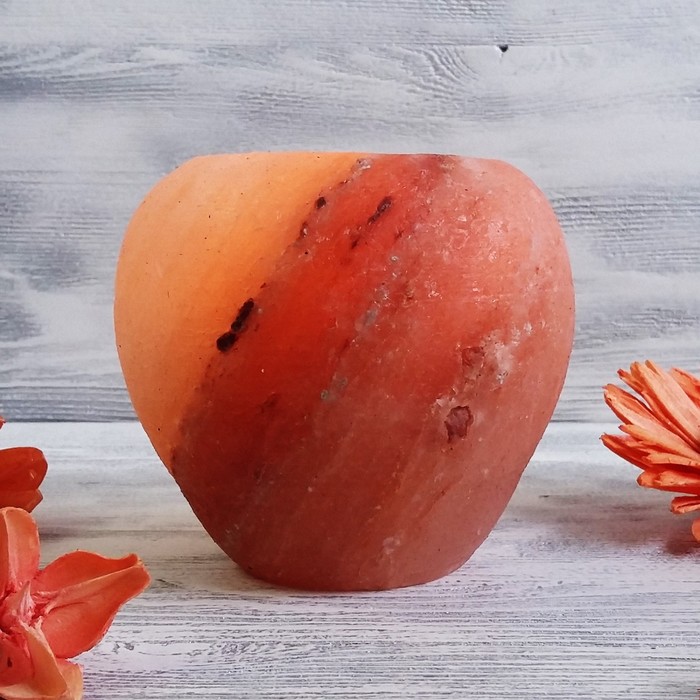 Подсвечник со свечой "Капля" красная соль Пакистан 10х10х10 см