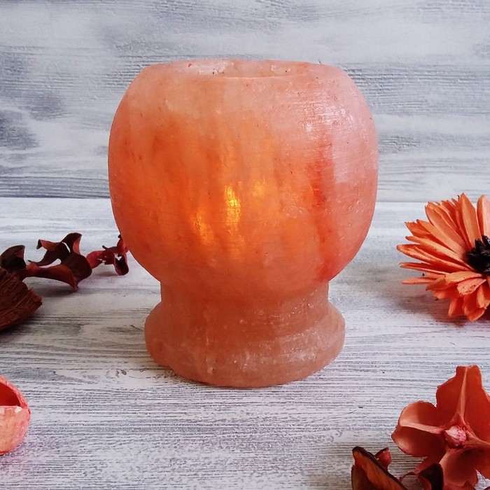 Подсвечник со свечой "Фигурный" красная соль Пакистан 11х10х10 см