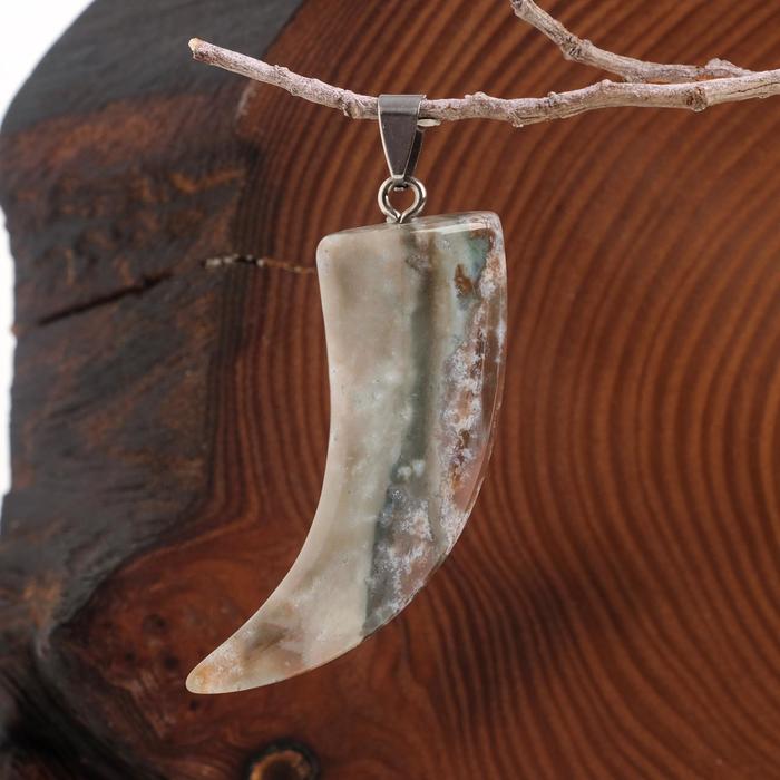 Подвеска клык "Яшма зелёная"