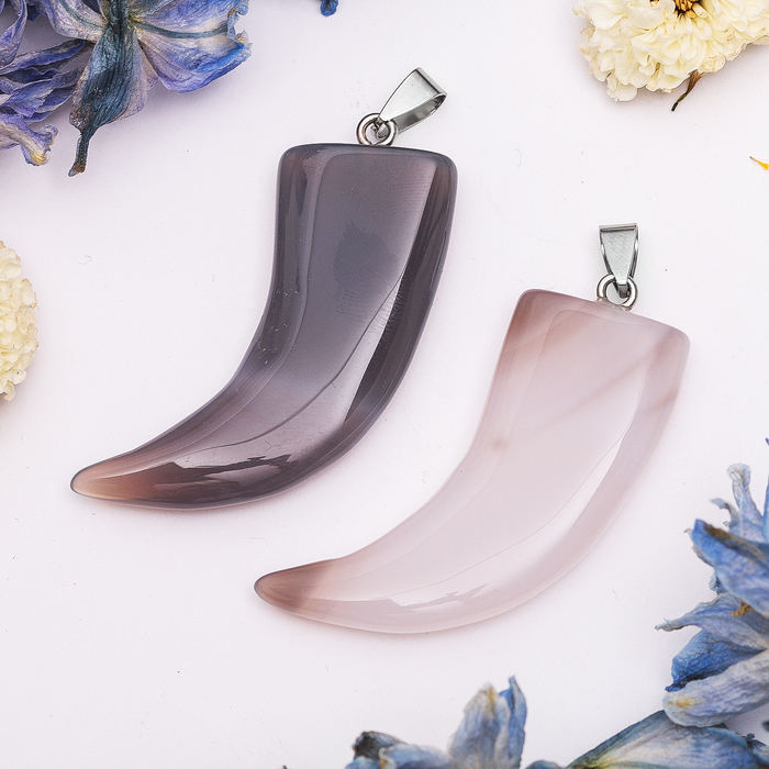 Подвеска клык "Агат бразильский"