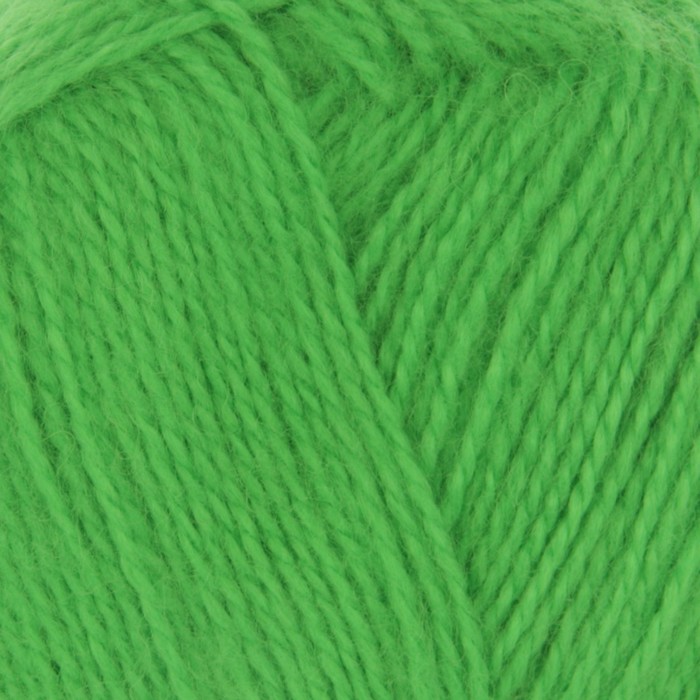 Пряжа "Ангора кролик" 40% ангора, 60% акрил 500м/100гр (2450 ярко-зеленый)