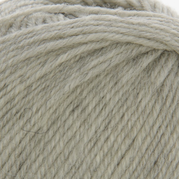 Пряжа "Gold baby" 48% шерсть, 52% иск.шелк 150м/50гр (29601 св. серый)