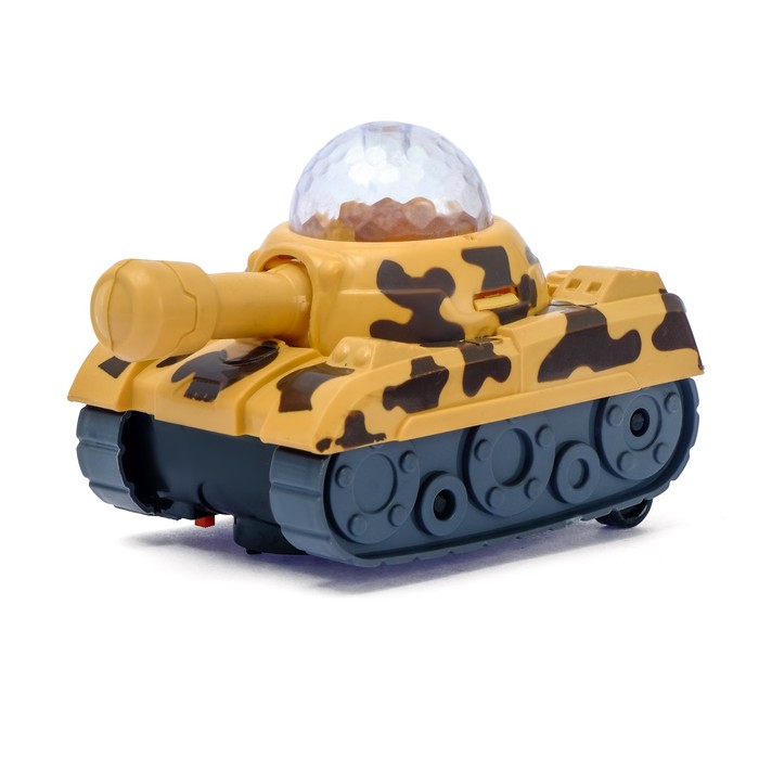 Танк "Защитник", работает от батареек, световые и звуковые эффекты