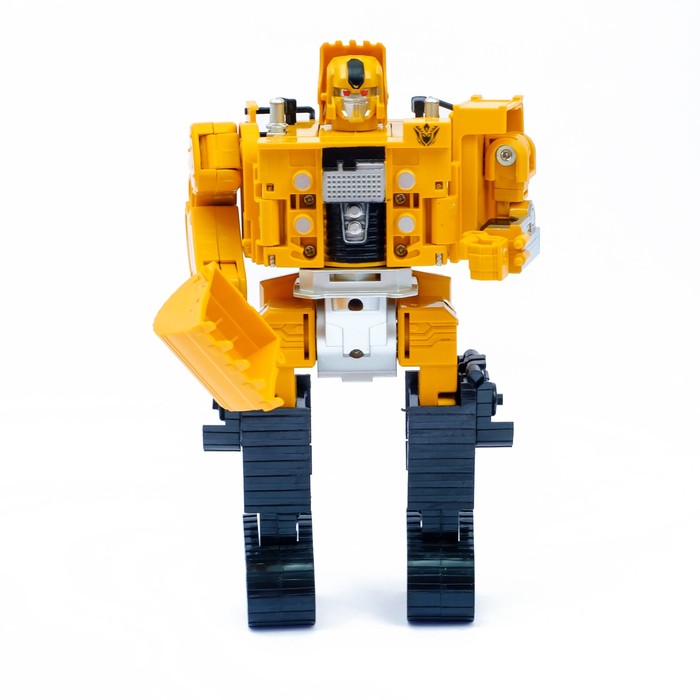Робот-трансформер «Стройбот-Экскаватор»