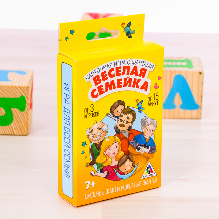 Настольная игра карточная "Веселая Семейка"