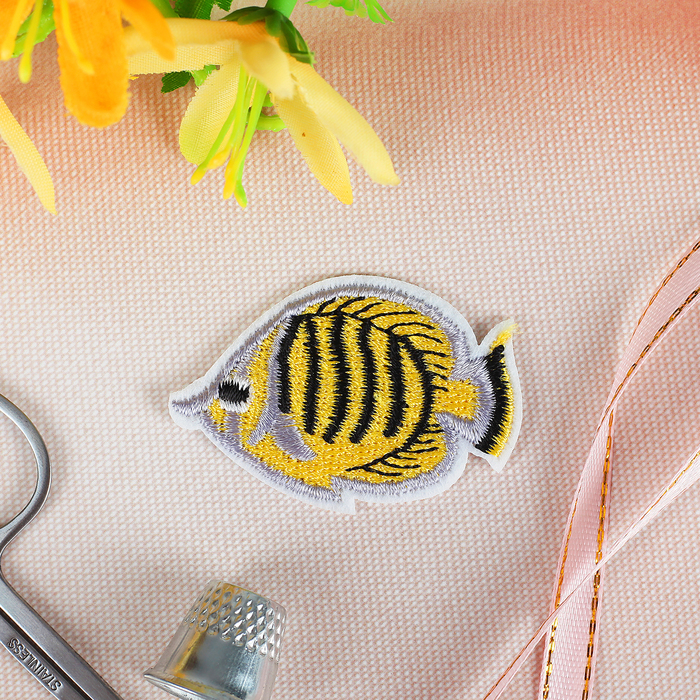 Термоаппликация "Рыба", 5*3,5см, цвет жёлтый