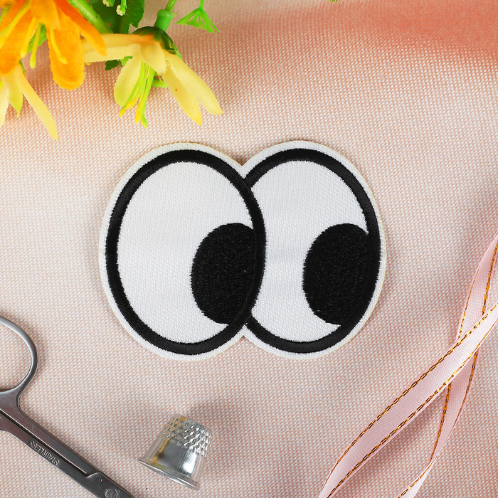 Термоаппликация "Глаза", 8*6см