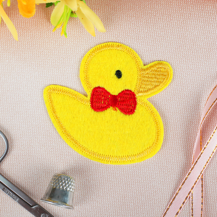 Термоаппликация "Утка", 6,6*7,1см, цвет жёлтый