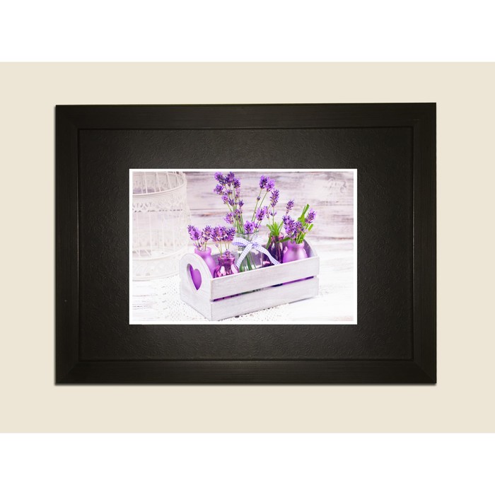 Картина в дизайнерской раме "Лавандовый подарок из Прованса" серии Black, 30х20см