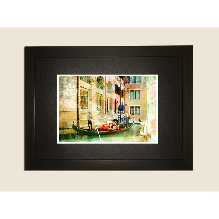 Картина в дизайнерской раме "Живопись. Гондола, Венеция" серии Black, 40х30см