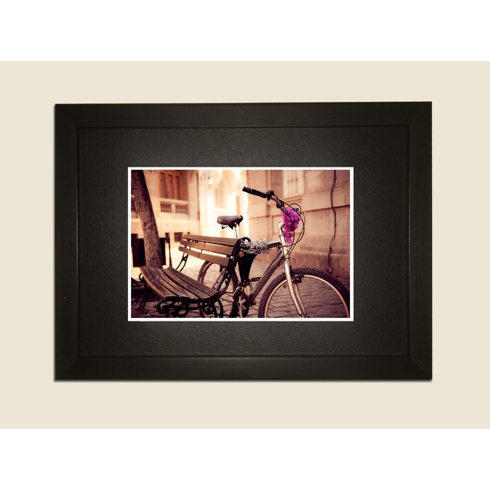 Картина в дизайнерской раме "Велопарк" серии Black, 40х30см