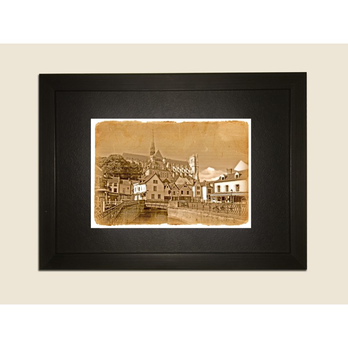 Картина в дизайнерской раме "Винтажные дома" серии Black, 30х20см