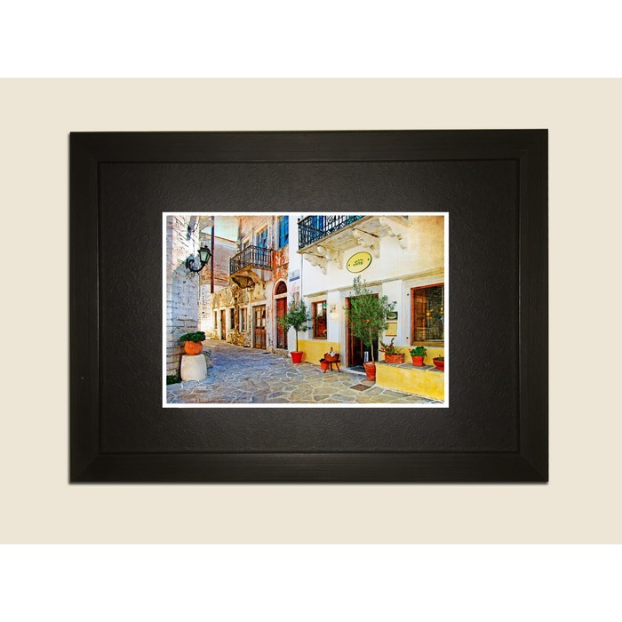 Картина в дизайнерской раме "Красивые старинные улочки Италии" серии Black, 30х20см