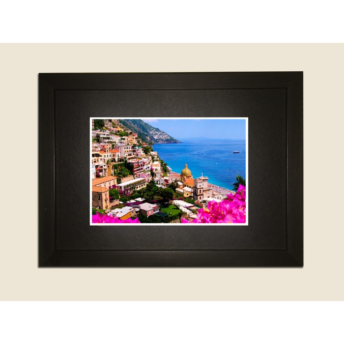 Картина в дизайнерской раме "Побережье Италии" серии Black, 40х30см