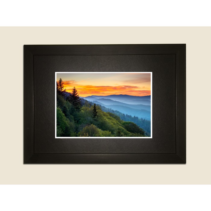 Картина в дизайнерской раме "Красивый закат" серии Black, 40х30см