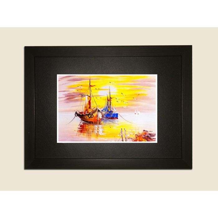 Картина в дизайнерской раме "Корабли в море 2" серии Black, 40х30см