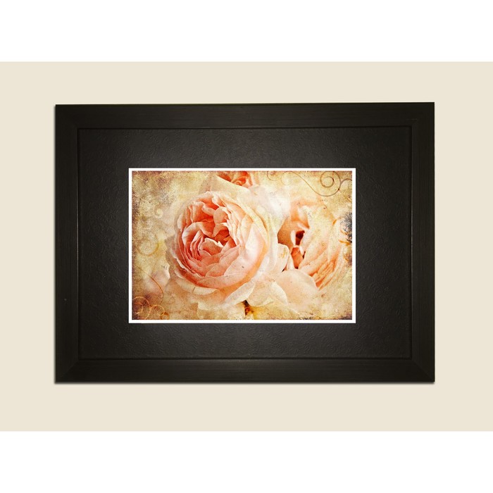 Картина в дизайнерской раме "Пионы винтаж" серии Black, 40х30см