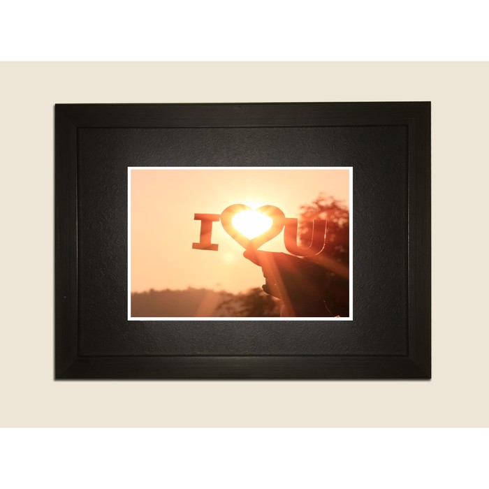 Картина в дизайнерской раме "Солнечное признание" серии Black, 30х20см