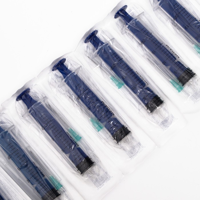 Шприц инъекц. 20 мл 3-х комп. с иглой 0,8*40 мм (21G*1 1/2")