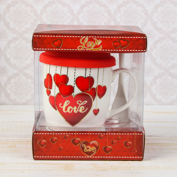 Кружка 300 мл "Сердца", с силиконовой крышкой и ложкой, рисунок МИКС