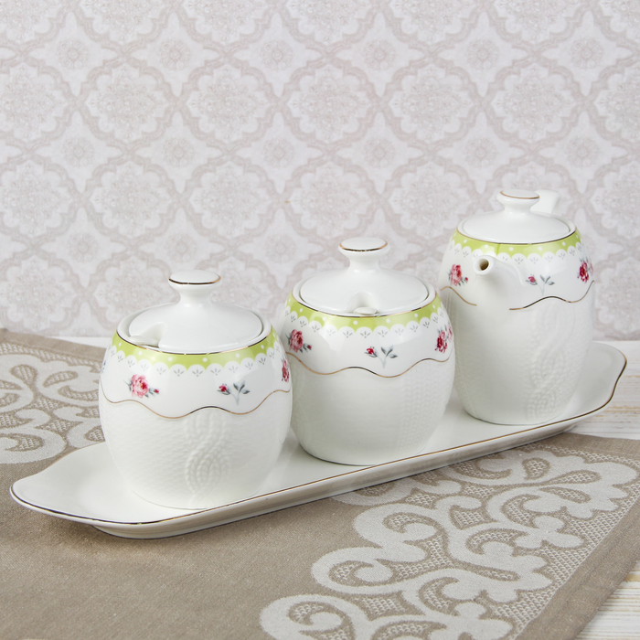 Набор сервировочный "Белла", 3 предмета: соусник, баночки для специй, цвет зеленый