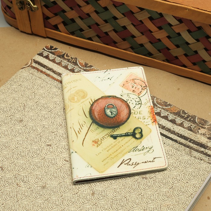 Обложка для паспорта "Ключ с замком", цвет жёлтый