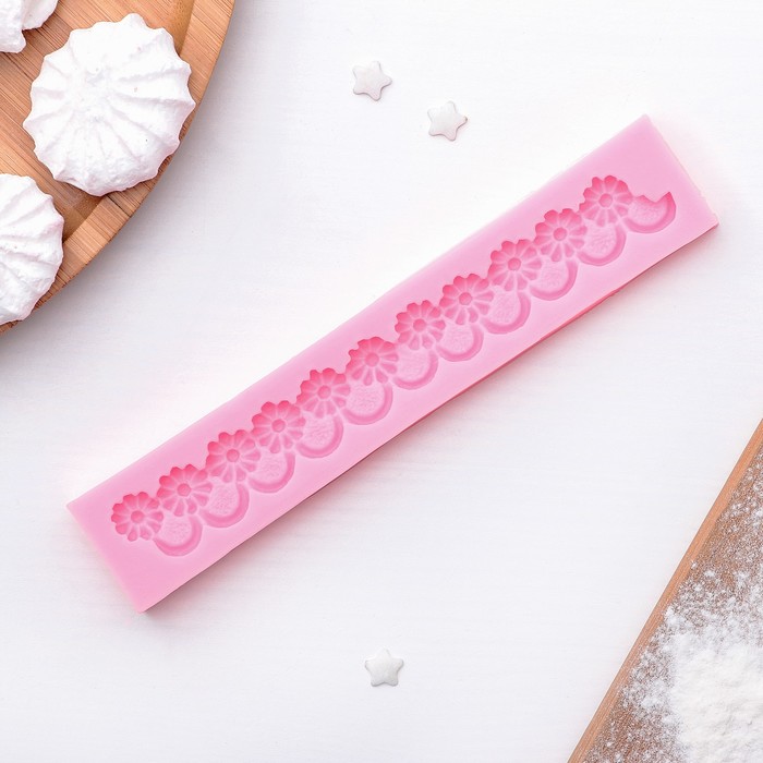 Молд 16,5х3х1 см "Буфы"