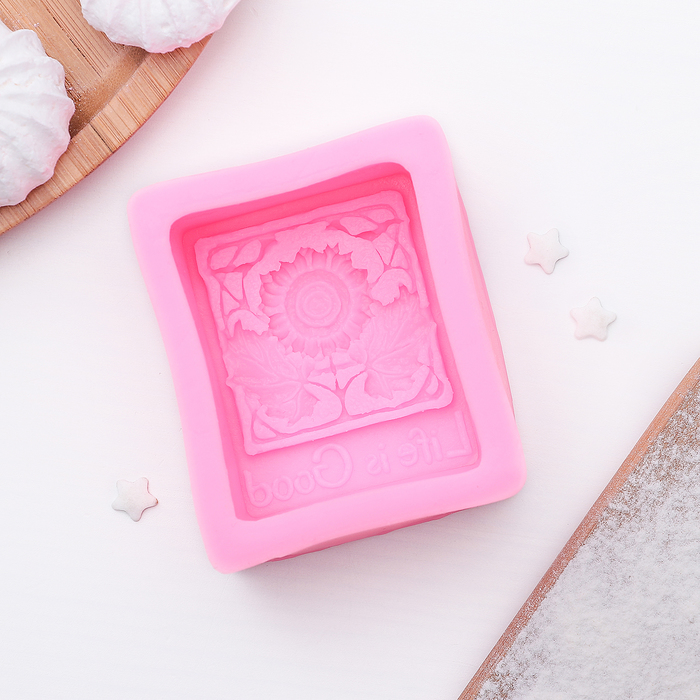 Молд 8х6,5х3,2 см "Жизнь хороша"