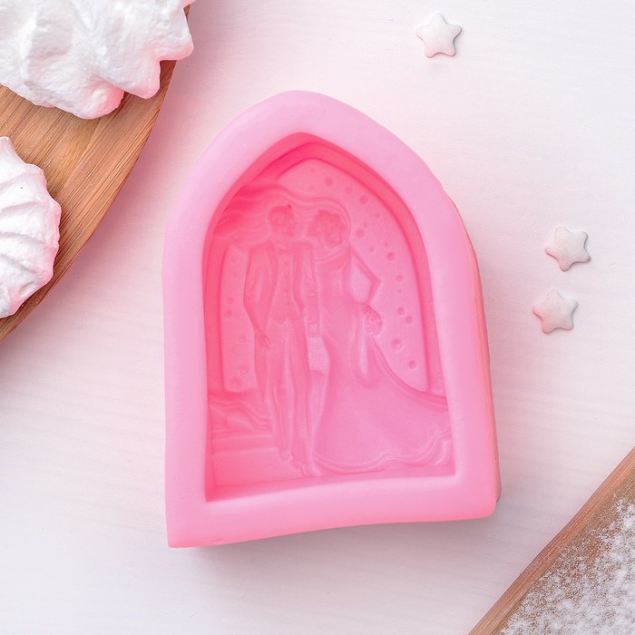 Молд 8,7х6,7х3,8 см "Свадьба"