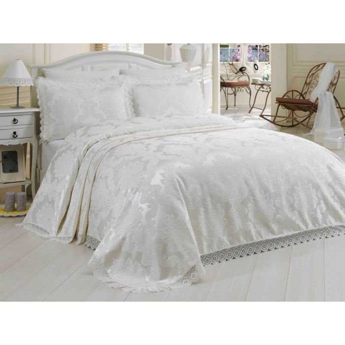 Комплект Evita: покрывало 260 × 260 см, наволочки 50 × 70 см - 2 шт, кремовый