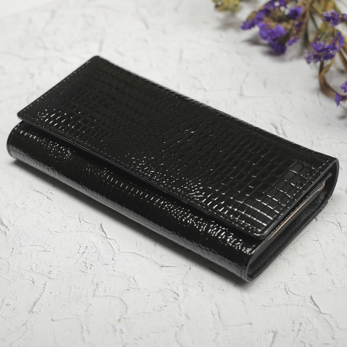 Кошелёк женский, 4 отдела, 2 отдела рамка, для карт на клапане, цвет чёрный