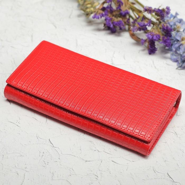 Кошелёк женский на клапане, 4 отдела, для карт, 2 отдела на рамке, цвет красный